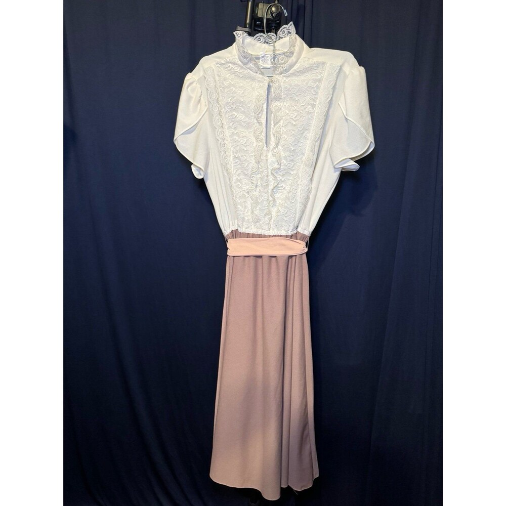 Vintage cottage core dress